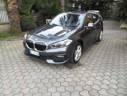 Grigio Usata 2020 BMW 116 Advantage Due volumi | 18.200 € (Buon prezzo)