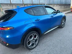 Blu/azzurro Usata 2023 Alfa Romeo Tonale Ti SUV | 28.000 € (Buon prezzo)