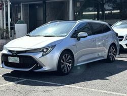 Grigio metallizzato Usata 2020 Toyota Corolla Lounge Station wagon | 19.940 € (Buon prezzo)