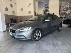 Grigio Usata 2016 Volvo V40 R-Design Kinetic Station wagon | 8000 € (Buon prezzo)