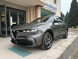 Grigio scuro Usata 2024 Alfa Romeo Sprint Sprint Coupé | 28.499 € (Cara)
