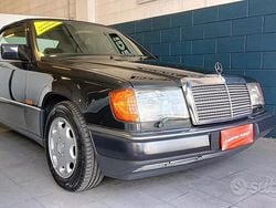Nero Usata 1993 Mercedes E300 Cabrio | 22.900 €