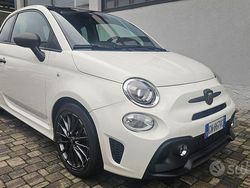 Bianco Usata 2023 Abarth 595 Turismo Tre volumi | 19.900 € (Buon prezzo)