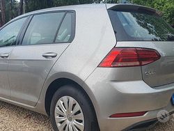 Grigio Usata 2018 VW Golf Sport Tre volumi | 11.900 € (Super prezzo)
