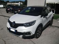 Bianco perla/tetto nero Usata 2019 Renault Captur SUV | 12.450 € (Buon prezzo)