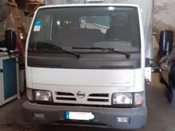 Bianco Usata 2005 Nissan Cabstar Pick-up | 10.000 € (Molto cara)