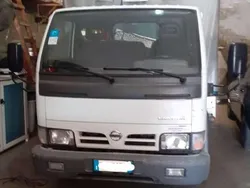 Bianco Usata 2005 Nissan Cabstar Pick-up | 10.000 € (Ottimo prezzo)
