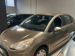 Oro Usata 2011 Citroën C3 Business Class Tre volumi | 3500 € (Buon prezzo)