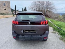 Grigio Usata 2019 Peugeot 5008 Crossway Monovolume | 13.999 € (Buon prezzo)