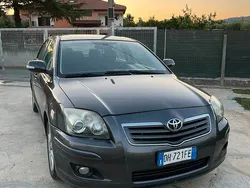 Usata 2007 Toyota Avensis Tre volumi | 1800 € (Ottimo prezzo)