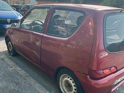 Usata 2003 Fiat 600 Tre volumi | 1600 € (Molto cara)