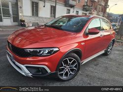 Arancione Usata 2021 Fiat Tipo Cross Tre volumi | 12.900 € (Buon prezzo)