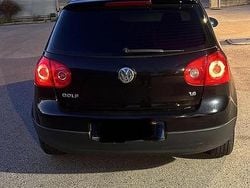 Nero Usata 2007 VW Golf V Tre volumi | 2600 €