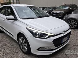Bianco Usata 2016 Hyundai i20 GO! Tre volumi | 6200 € (Ottimo prezzo)