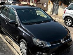 Nero Usata 2015 VW Polo Tre volumi | 7800 € (Buon prezzo)