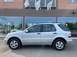 Argento Usata 2004 Mercedes ML270 Classic SUV | 2900 € (Super prezzo)
