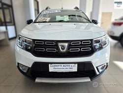 Bianco Usata 2020 Dacia Sandero Anniversary Tre volumi | 12.200 € (Cara)