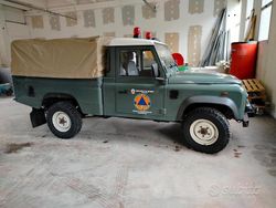 Verde Usata 2007 Land Rover Defender SUV | 20.000 €