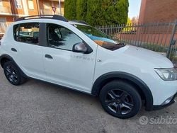 Bianco Usata 2017 Dacia Sandero Prestige Due volumi | 10.000 € (Cara)