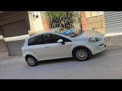Usata 2014 Fiat Punto Evo Due volumi | 4999 € (Buon prezzo)