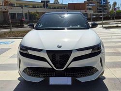 Bianco Usata 2024 Alfa Romeo Junior Edizione Speciale SUV | 29.890 € (Buon prezzo)