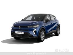 Blu Usata 2025 Renault Captur Evolution SUV | 20.900 € (Buon prezzo)