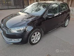 Nero Usata 2010 VW Polo Tre volumi | 3500 € (Buon prezzo)