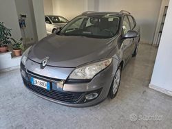 Grigio Usata 2012 Renault Mégane GrandTour Station wagon | 4990 € (Buon prezzo)