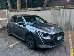 Grigio Usata 2023 Peugeot 208 GT Due volumi | 14.999 €