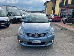 Blu Usata 2010 Toyota Verso Monovolume | 6900 €