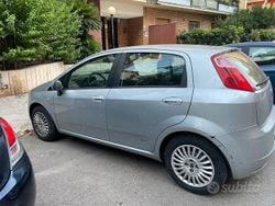 Grigio Usata 2008 Fiat Grande Punto Due volumi | 3000 € (Buon prezzo)