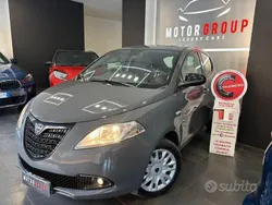 Grigio Usata 2014 Lancia Ypsilon S Due volumi | 6490 € (Ottimo prezzo)