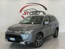 Argento Usata 2015 Mitsubishi Outlander Instyle SUV | 14.900 € (Buon prezzo)