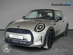Argento Usata 2023 Mini Cooper Due volumi | 26.900 € (Cara)