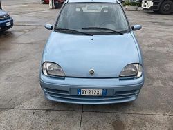Blu Usata 2001 Fiat 600 Tre volumi | 1800 € (Buon prezzo)