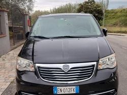 Nero Usata 2012 Lancia Voyager Gold Monovolume | 6500 € (Super prezzo)