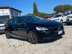 Nero Usata 2019 Volvo V40 R-Design Station wagon | 8700 € (Ottimo prezzo)
