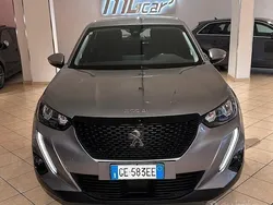 Grigio Usata 2021 Peugeot 2008 Active SUV | 18.500 € (Molto cara)