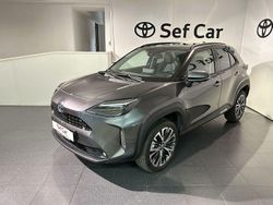 Grigio Usata 2023 Toyota Yaris Cross Lounge SUV | 29.900 € (Molto cara)