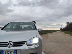 Grigio Usata 2006 VW Golf V Due volumi | 4500 € (Buon prezzo)