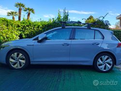 Grigio Usata 2021 VW Golf VIII Style Tre volumi | 19.999 € (Buon prezzo)