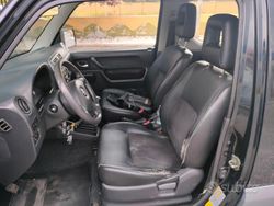 Nero Usata 2007 Suzuki Jimny SUV | 8000 €