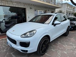 Bianco Usata 2016 Porsche Cayenne Platinum Edition SUV | 29.900 € (Buon prezzo)