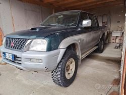 Verde Usata 2004 Mitsubishi L200 Pick-up | 7500 € (Super prezzo)
