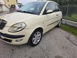 Usata 2005 Lancia Ypsilon Due volumi | 2990 € (Buon prezzo)