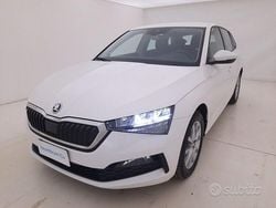 Bianco Usata 2021 Skoda Scala Ambition Due volumi | 10.490 € (Buon prezzo)
