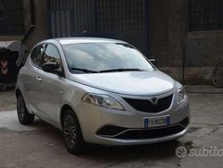 Grigio Usata 2016 Lancia Ypsilon Gold Due volumi | 7900 € (Ottimo prezzo)
