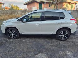 Bianco Usata 2015 Peugeot 2008 SUV | 8200 € (Buon prezzo)