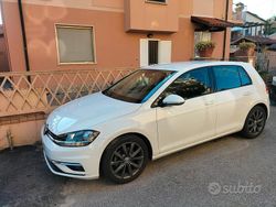 Bianco Usata 2017 VW Golf VII Tre volumi | 15.000 € (Buon prezzo)