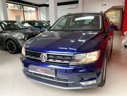 Blu/azzurro Usata 2016 VW Tiguan Business SUV | 17.500 € (Cara)